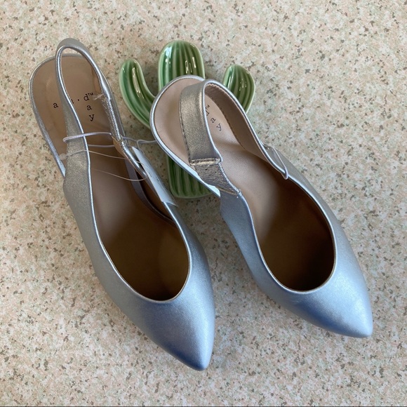 NWT A New Day Metallic Silver Slingback Pumps - Picture 4 of 11
